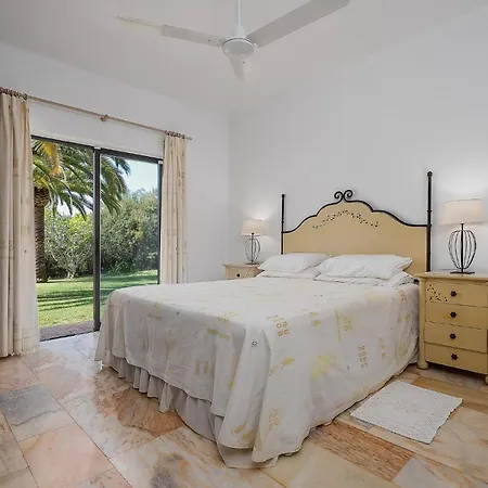 Casa Luzerna * Carvoeiro (Lagoa)