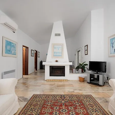 Casa Luzerna Villa *