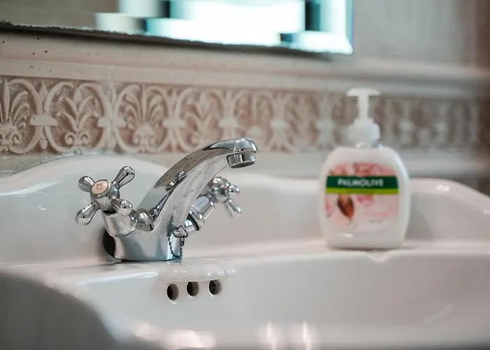 Casa Luzerna Villa *