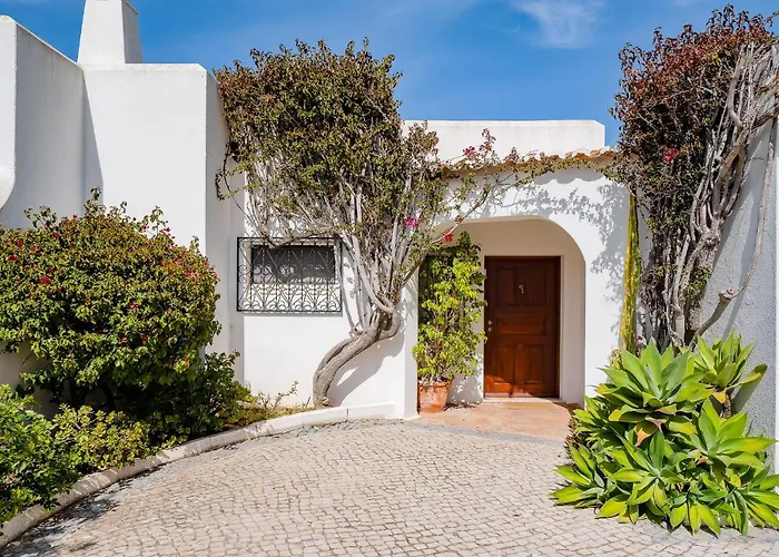 Casa Luzerna Villa *