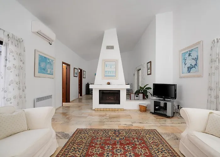 Casa Luzerna Villa *