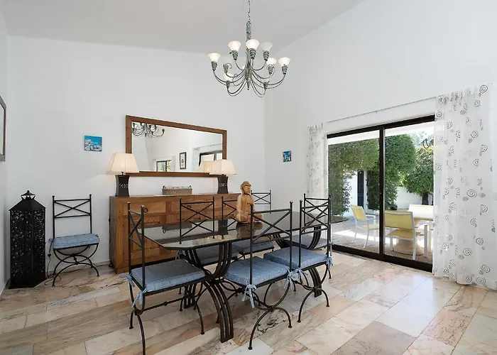 Casa Luzerna * Carvoeiro (Lagoa)